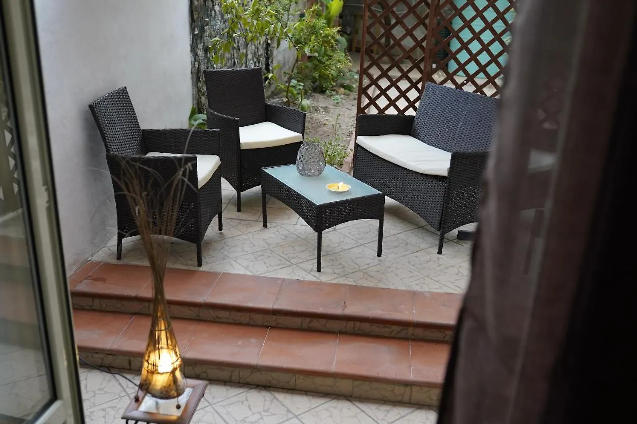 Bella Palermo Bed & Breakfast İtalya