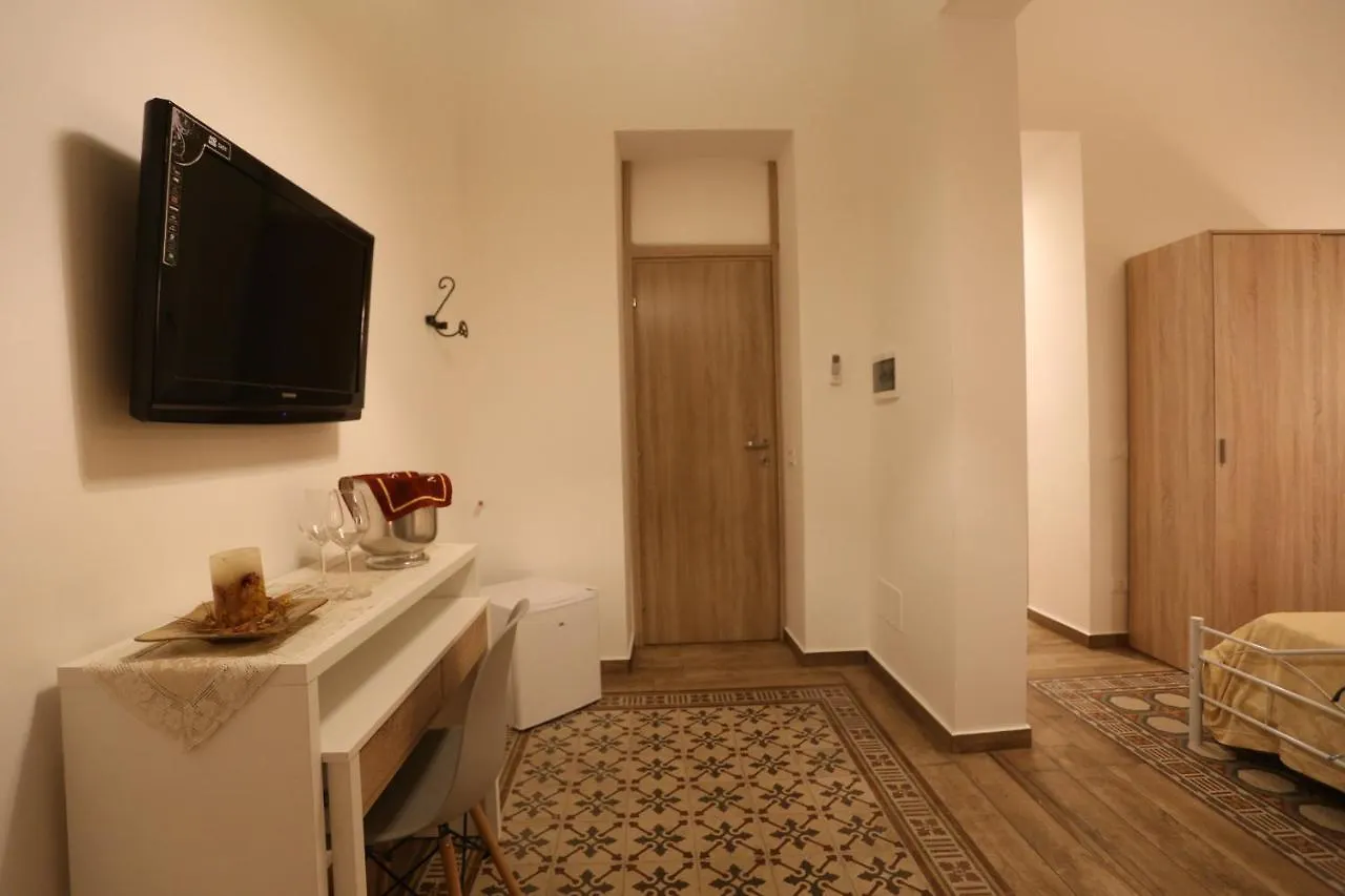 Bed and Breakfast Bella Palermo 2*,