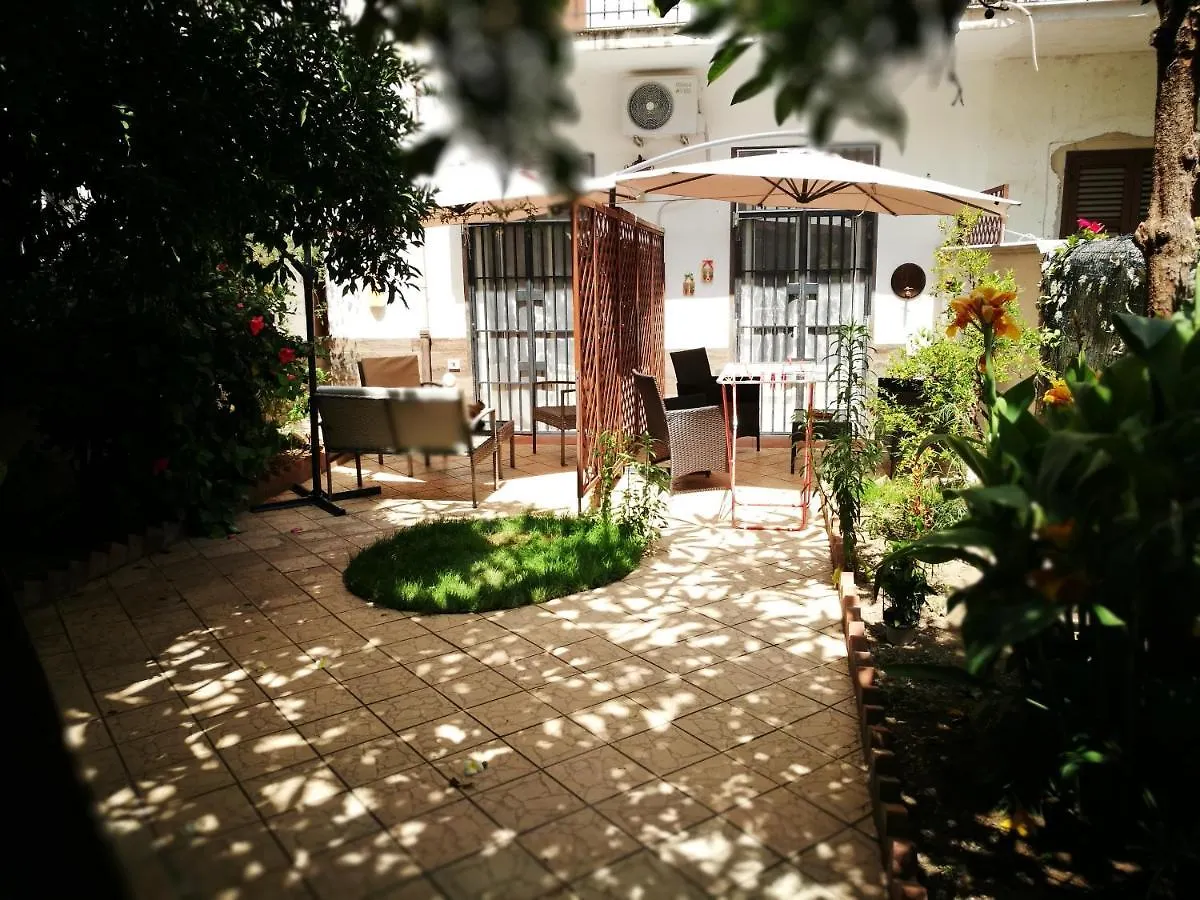 Bella Palermo Bed and Breakfast 2*,  Ιταλία