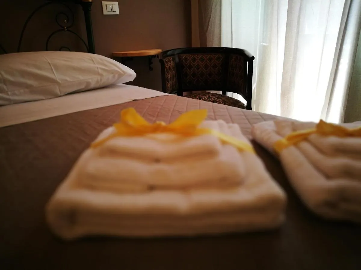 Bella Palermo Bed and Breakfast 2*,